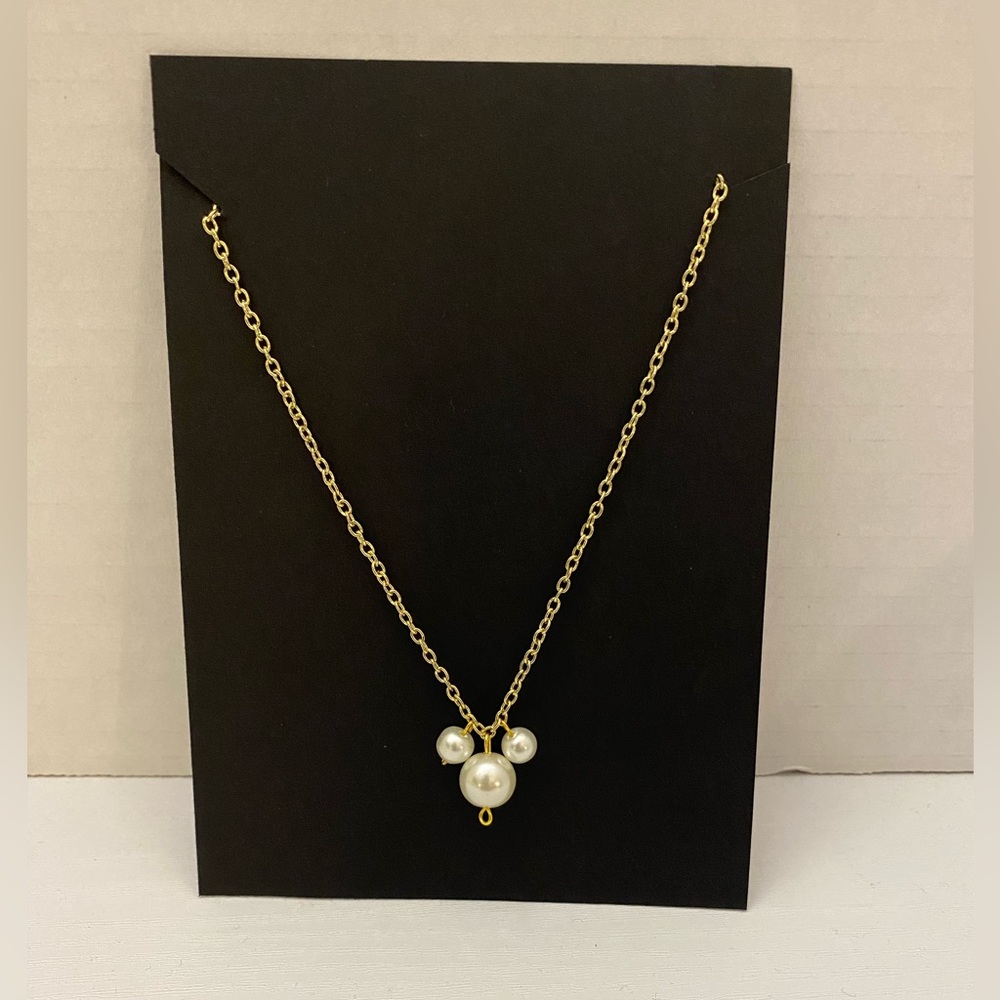 Gold tone Pearl Necklace